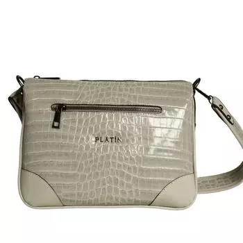 Женская повседневная модель со стильной сумкой