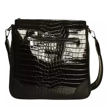 Женская повседневная модель со стильной сумкой