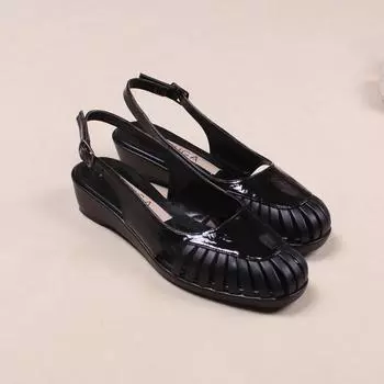 Женская повседневная обувь Черный ремень на танкетке сзади Повседневные удобные сандалии Стильная обувь Летний сезон 2021 г.