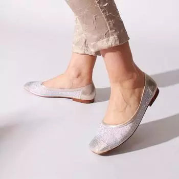 Женская повседневная обувь в сеточку с золотым камнем