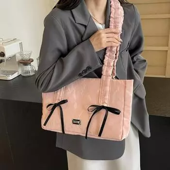 Женская продвинутая и изысканная сумка подмышками. Новинка 2024 года. Розовая сумка-тоут с бантом. Минималистичная сумка на плечо. 00