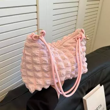 Женская простая темпераментная нежная складка подмышечная сумка женская весна-лето 2024 новая сумка-мессенджер через плечо сумка-облако белый