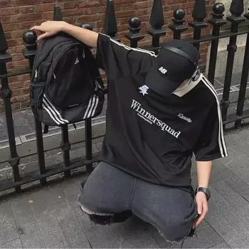 Женская ретро-футболка с V-образным вырезом для гонок: Спортивная майка с вышивкой, короткий рукав, свободный крой. XL красный