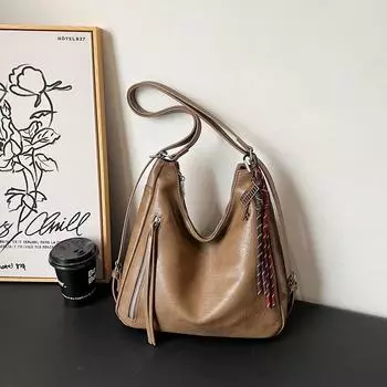 Женская ретро-сумка большой вместимости зима 2024 подмышечная сумка: Модный многофункциональный рюкзак на плечо without pendant коричневый