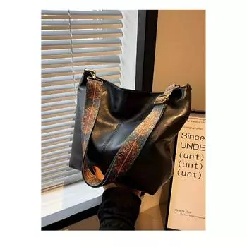 Женская роскошная черная сумка через плечо с узорчатым ремешком на молнии