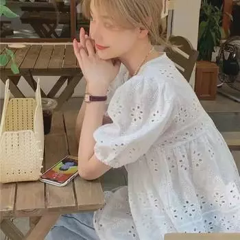 Женская рубашка-фонарик из французского белого кружева с короткими рукавами - Коллекция Лето 2025 M