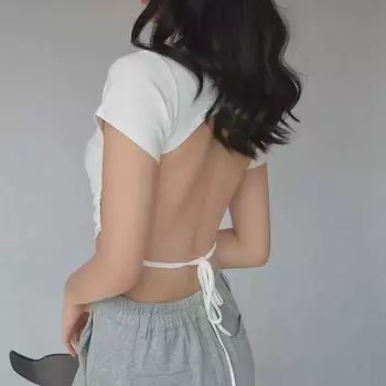 Женская сексуальная футболка с открытой спиной и круглым вырезом на шнуровке — короткий рукав для осени и лета
