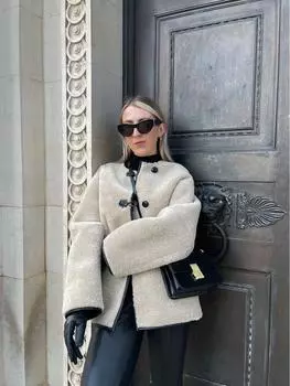 Женская шуба ZAUAR из искусственного меха с декоративными пуговицами 2023 года из Европы и Америки L слоновая кость/белый