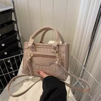 Женская сумка 2024 года, лето, новая корейская версия, модная маленькая квадратная сумка, ретро-сумка через плечо, простая сумка чёрный