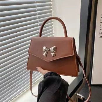 Женская сумка 2024 года, новая маленькая свежая сумка 2024 года, сумка через плечо с бантом в иностранном стиле, персонализированная повседневная маленькая квадратная сумка чёрный