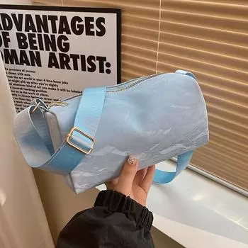 Женская сумка 2024 года, весна, новая сумка-подушка, корейская версия, модная и красивая сумка, простая, индивидуальная сумка через плечо чёрный