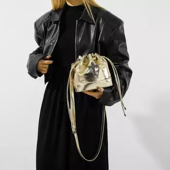 Женская сумка большой вместимости. Новая модная серебряная сумка через плечо на одно плечо, осеннее и зимнее ведро с текстурой в стиле ретро.