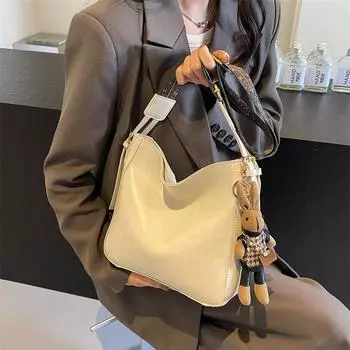 Женская сумка большой вместимости, весна 2024 года, новая однотонная сумка через плечо с широким ремешком на одно плечо, стильная и удобная большая сумка для путешествий only bag