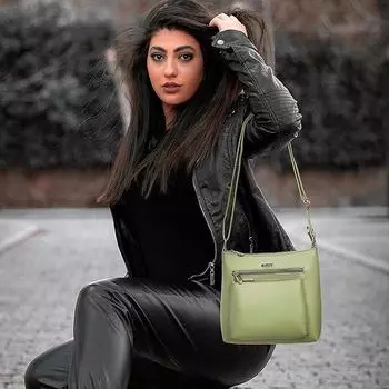 Женская сумка через плечо 24 x 22 x 8 cm