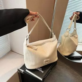 Женская сумка через плечо через плечо коричневый