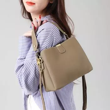 «Женская сумка через плечо и почтальонская сумка из натуральной коровьей кожи 2024 года — большая вместимость, универсальная для летних поездок на работу» L25 W11 H18 cm