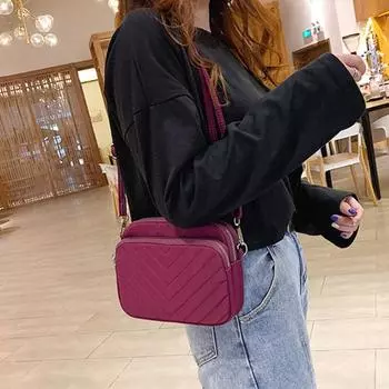 Женская сумка через плечо Lingge большой емкости сплошного цвета на молнии чёрный