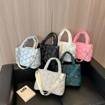 Женская сумка через плечо, однотонная нейлоновая сумка с хлопковой подкладкой и верхней ручкой, повседневная сумка на молнии, зимняя модная стеганая зимняя женская сумка-тоут чёрный