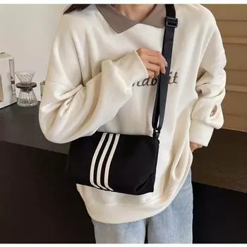 Женская сумка через плечо осень 2024 года: Вместительная, универсальная, текстурированная подушка с контрастными цветами Black with white stripes