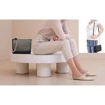 Женская сумка через плечо с лазерной резкой и золотой цепочкой