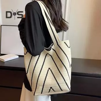 Женская сумка через плечо с волнистой плетеной текстурой, контрастного цвета, большая вместимость, открытый дизайн, легкая портативная сумка для ежедневных поездок на работу чёрный