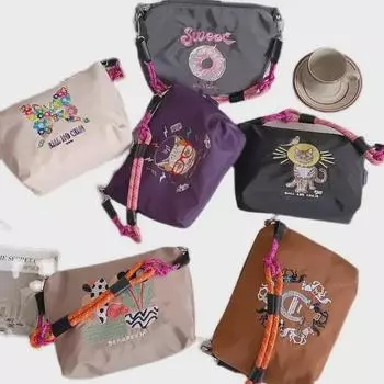 Женская сумка через плечо с вышивкой в японском стиле - большая вместимость, портативное модное хранилище туалетных принадлежностей Princess Order Required