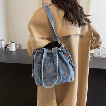 Женская сумка через плечо с вышивкой вишни, сумка через плечо, маленькая сумка-тоут для поездок на работу чёрный