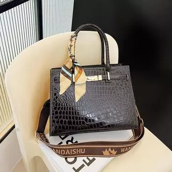 Женская сумка для мам, новая городская, простая и модная, для поездок на работу, женская, переносная, косая, через плечо чёрный