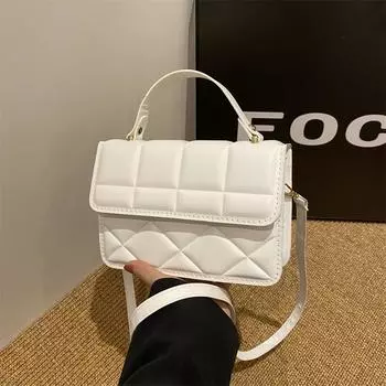 Женская сумка для поездок в ретро-стиле, женская популярная сумка через плечо в 2024 году, сумка-мессенджер с текстурой, маленькая квадратная сумка в этом году чёрный