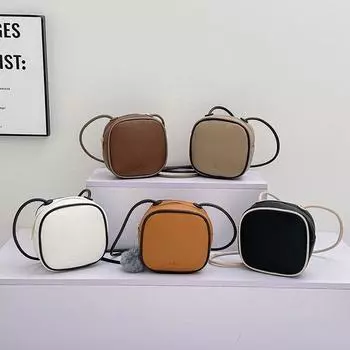 Женская сумка контрастного цвета, осень/зима 2024, новая модная плюшевая сумка на одно плечо с подвеской, модная маленькая и простая сумка через плечо only bag