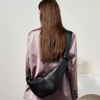 Женская сумка-круассан из натуральной овчины через плечо Small bag кофейный