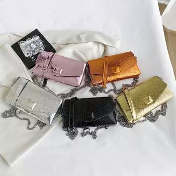 Женская сумка Laser Oblique Span Bag женская 2024 новая мода корейская версия летняя иностранная текстура PU простая сумка-конверт чёрный