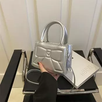 Женская сумка летняя модная сумка из плотной ткани с текстурой Pu маленькая квадратная сумка нишевая универсальная сумка через плечо розы красного