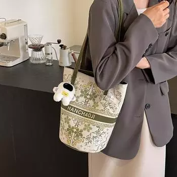 Женская сумка-мешок через плечо с принтом на холсте зелёный