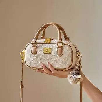 Женская сумка-мессенджер из натуральной кожи (22,5*7*12 см) 612420171 белый