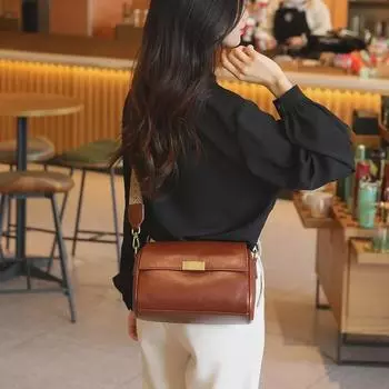 Женская сумка-мессенджер из натуральной кожи в стиле ретро 2024 года — большая вместимость с широким плечевым ремнем