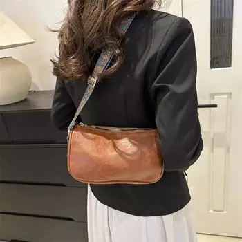 Женская сумка, модная маленькая квадратная сумка, универсальная сумка через плечо, простая однотонная сумка-мессенджер коричневый