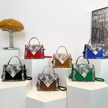 Женская сумка, модная, портативная, маленькая, квадратная, с текстурой, сумка через плечо из искусственной кожи, иностранная, с рисунком под змеиную кожу, универсальная сумка-мессенджер красный