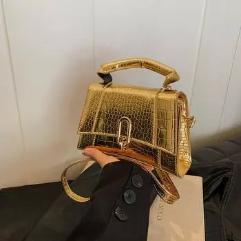 Женская сумка осень новая сумка-мессенджер нишевая портативная маленькая квадратная сумка 2024 мода повседневный тренд красивая сумка через плечо чёрный