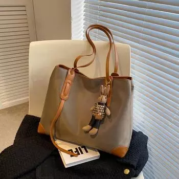 Женская сумка-тоут большой вместимости весна 2024 г.: Простая сумка через плечо и для поездок на работу в стиле нишевой моды Contrast color coffee. 37*15*29