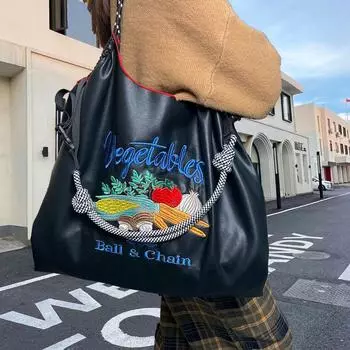 Женская сумка-тоут из экологически чистой кожи с вышивкой – стильная, универсальная, вместительная Medium