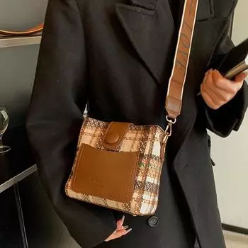 Женская сумка-ведро большой вместимости. Новинка 2024 года. Модная сумка через плечо в сетку с контрастной цветной сумкой через плечо, стильная и нишевая женская сумка.