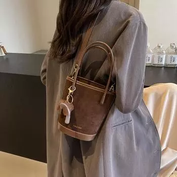 Женская сумка-ведро из матовой кожи в стиле ретро 2024 года, новая простая сумка-мессенджер из матовой кожи чёрный