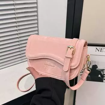 Женская сумка высокого класса и нишевого дизайна в 2024 году: новая летняя женская сумка через плечо на одно плечо, маленькая сумка, повседневная седельная сумка