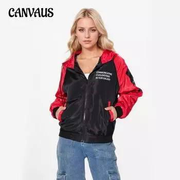 Женская свободная куртка с длинными рукавами и принтом в виде букв в стиле колор-блок average size светло-зеленый