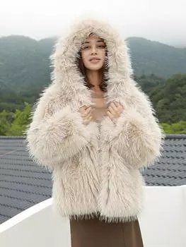 Женская теплая куртка из искусственного меха лисы с капюшоном на осень и зиму