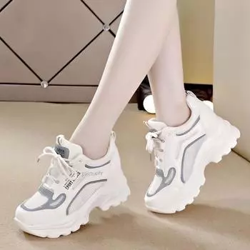 Женская универсальная повседневная модная обувь на толстой подошве, увеличивающая рост, для осени и весны, внутренняя спортивная обувь, увеличивающая рост 35