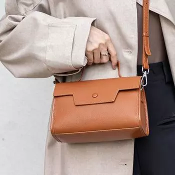 Женская универсальная сумка, новая нишевая простая сумка через плечо, модная сумка через плечо для поездок на работу