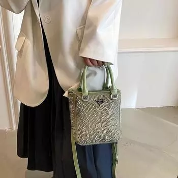 Женская весенняя новая высококачественная сумка с бриллиантами 2023. Женская модная большая сумка с инкрустацией бриллиантами. Ручная сумка на одно плечо.