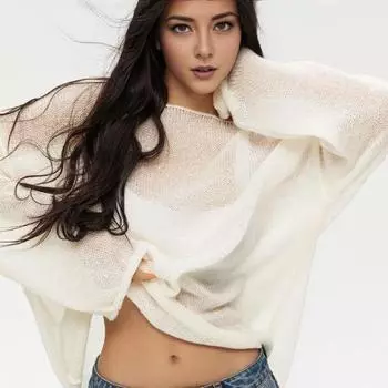 Женская вязаная футболка с круглым вырезом, расклешенная полая футболка с длинными рукавами, однотонная свободная посадка, прозрачные тонкие вязаные топы M красный